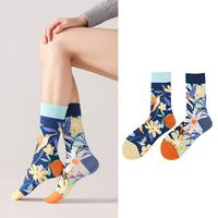 Nouvelles chaussettes mi-mollet asymétriques respirantes AB, motif dessin animé hip-hop, chaussettes de couple originales, chaussettes unisexes en coton pour hommes et femmes