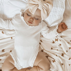 Conjunto de Ropa de Verano para Bebés Niñas, Romper sin Mangas con Volantes y Pantalones Cortos a Juego - Product Image 5