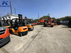 Carretilla elevadora Toyota original de 3 toneladas TOYOTA30 99% nueva y de segunda mano Carretilla elevadora de 5 toneladas/6 toneladas/7 toneladas a la venta al precio más bajo - Product Image 5