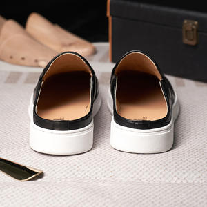 รองเท้าแตะกีฬาแฟชั่นมาใหม่ปี 2026 สุดฮิต ดีไซน์สวยงาม เหมาะสำหรับใส่ลำลองและทำงาน รองเท้าแตะกีฬาผู้ชาย - Product Image 3