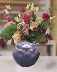 Urna conmemorativa de cremación púrpura de latón con estampado de pata de estilo americano de lujo Urna funeraria elegante para cenizas de mascotas - Product Image 2