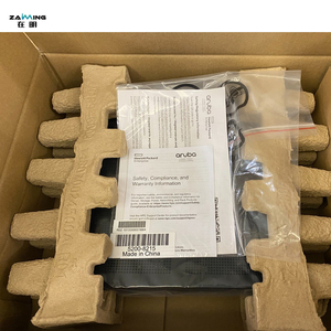 Commutateur PoE Gigabit Aruba <span class=keywords><strong>CX</strong></span> <span class=keywords><strong>6100</strong></span> 12 ports Classe 4 avec 2 uplinks SFP+ 139W de puissance totale, Commutateur PoE d'entreprise JL679A - Product Image 3