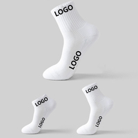 Chaussettes de sport décontractées en coton pour hommes, noires, respirantes, avec logo personnalisé, de haute qualité, pour la course et le football, collection 2026