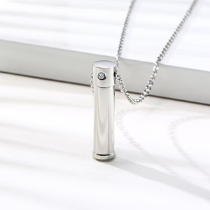 Pendentif ouvert pour cendres funéraires d'animaux de compagnie, en acier inoxydable, résistant à l'eau, sans ternissement, avec zircon, pour colliers de bijoux de mode raffinés - Product Image 4