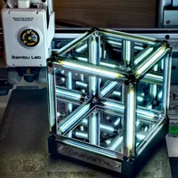 Lampe d'ambiance de bureau pour jeux électroniques, lumière d'atmosphère créative en forme d'hypercube spatial 4D, veilleuse de table, accessoires de jeu