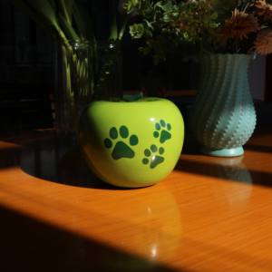 Керамическая урна для праха в форме яблока для домашних животных, декоративная мемориальная урна для собак и кошек, урна-сувенир с отпечатком лапы для домашнего декора - Product Image 3