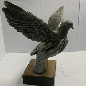 Trophée de Pigeon en résine personnalisé et créatif, prix de la paix pour cadeau Souvenir (colombe de la paix) - Product Image 6