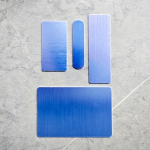 Placa de Identificación de Aluminio Anodizado de Metal Personalizada de Fábrica Tarjeta de Presentación Logotipo de Empresa Grabado Láser Sublimación Impresión Digital - Product Image 4