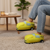 Chaussons en tricot pour femmes 2026 Nouveauté Hiver Chaussures à talon compensé en une seule pièce avec motif de voiture de dessin animé Semelles épaisses avec talons en coton rembourrés