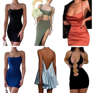 Vestido de Encaje Usado de Alta Calidad al por Mayor para Mujer, Mangas Abullonadas, Elegante, Limpio, 90% de Calidad, Todas las Tallas, Colores Variados - Product Image 1