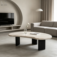 Table basse en travertin de style Japandi, table centrale courbée Wabi-sabi, base en bois noir, table d'appoint pour hôtel boutique