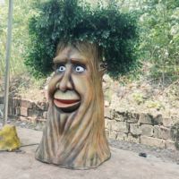 Parc d'attractions drôle Artificial Animatronic Lifelike Talking Tree à vendre