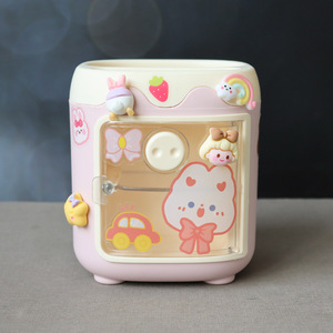 <span class=keywords><strong>Kawaii</strong></span> Kids haute capacité créatif mignon dessin animé carré porte-stylo <span class=keywords><strong>organisateur</strong></span> <span class=keywords><strong>de</strong></span> <span class=keywords><strong>bureau</strong></span> en plastique avec utilisation <span class=keywords><strong>de</strong></span> calendrier - Product Image 6