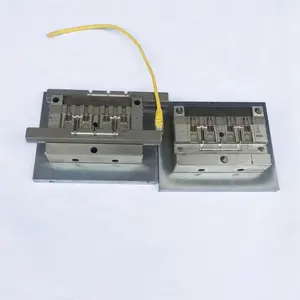 Moule d'injection vertical de machine de moulage par injection pour faire le câble de corde de correction