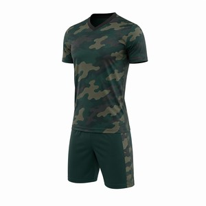 Premium 2026 Emerald Forest Camo Patroon Voetbalshirt Set Custom Sublimatie Voetbaluniform Heren Team Trainingskleding OEM - Product Image 6