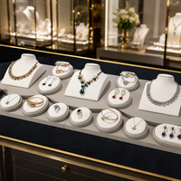 Support de présentation de bijoux en cuir PU personnalisable DIGU, fabricant de présentoirs pour colliers et bagues pour les bijouteries