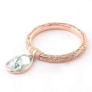 Bague de fiançailles en or 14 carats avec gravure de motif floral, VVS, forme poire, pour femme, cadeau de fête, bijoux fins - Product Image 3