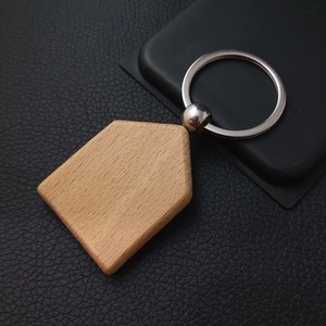 <span class=keywords><strong>Portachiavi</strong></span> <span class=keywords><strong>in</strong></span> <span class=keywords><strong>Legno</strong></span> d'Ulivo a Forma di Tavola da Surf Personalizzato con Logo Inciso, Souvenir Promozionale - Product Image 5