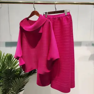 Autumn Factory outlet Plus Size Solid color Miyake Pleated Polyester Breathable Women top With Wide PantsTwo Pieces set