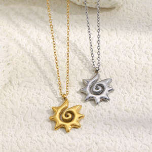 Collar de joyería de moda, colgante de joyería para mujer, collar de joyería fina, collar de acero inoxidable, chapado en oro de 18 quilates con diseño de sol. - Product Image 2