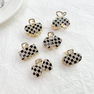 Qianjin Wholesale <strong>Small</strong> Metal Hair Claw <strong>Clip</strong> in Black White Diamond Heart <strong>Bow</strong> with Chessboard Design Hair Accessories for Women - Product Image 1