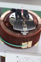 Estabilizador de Voltaje Seco de Baja Potencia Monofásico de 10KVA, Bobina de Cobre Puro, Servomotor, Fácil Mantenimiento, Personalizable