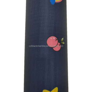 L'usine chinoise produit un revêtement en PVC simple en tissu Oxford imprimé de dessin animé à grille 210D utilisé pour les sacs de rangement à dos - Product Image 5