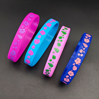 Bracelets en silicone personnalisés en gros, motif fleur d'hibiscus, pour fêtes tropicales estivales à la plage, avec logo et texte personnalisés, bracelets en caoutchouc