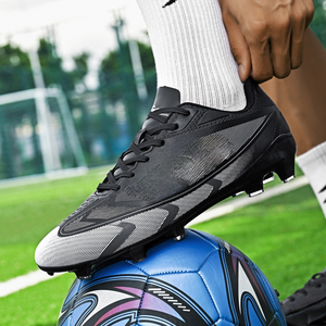 Factory Wholesale Low top Men's <b>Long</b> Nails Soccer Shoes Student Youth Outdoor Anti <b>slip</b> Sports Football Training Soccer Shoes - Product Image 2