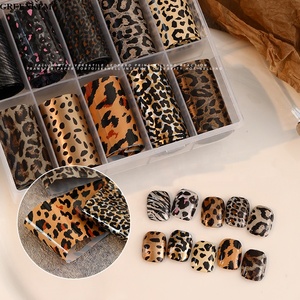 Láminas de Transferencia de Papel con Estampado de Animales (Leopardo y <span class=keywords><strong>Serpiente</strong></span>) para Decoración de <span class=keywords><strong>Uñas</strong></span>, en Caja, 4*100CM, Rollo de Lámina de Transferencia para <span class=keywords><strong>Uñas</strong></span> Otoño-Invierno - Product Image 2