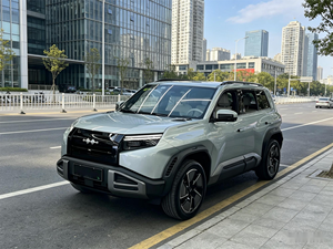 BYD Fórmula Leopard 3 Ultra SUV 4WD 2025, Batería LFP de 501-600 km, 65.25/72.96 kWh, 300kW de Potencia, Conducción Inteligente - Product Image 2