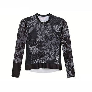 Maillot de cyclisme personnalisé avec logo imprimé, matière respirante et douce, coupe de course, idéal pour les événements cyclistes sur route et les sports de plein air - Product Image 3