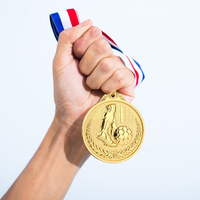 Médailles sportives en métal Or Argent Médailles sportives Conception 3D personnalisée Ballon de football Trophées Médaille