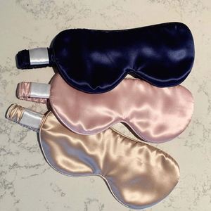 Masque de sommeil en soie de mûrier 100% personnalisé avec logo, marque privée, luxe, pour la maison, l'hôtel, les voyages, le spa - Product Image 1