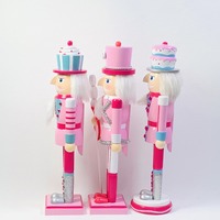 Vente en gros de soldats casse-noisettes en bois rose de 38 cm, décoration de Noël, décoration de la maison, cadeau