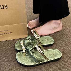 Nouvelles Sandales Plates Premium Niche Française pour Femmes – Tongs Décontractées à Boucle d'Orteil pour l'Extérieur et la Plage – Vente en Gros – Collection Été Tendance - Product Image 2