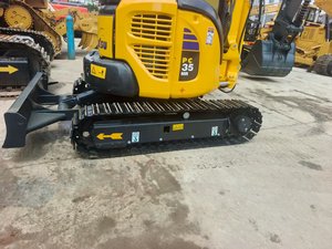Used Komatsu PC35MR 3.8 Ton Mini Excavator CE/EPA Certified Hydraulic Digger for Construction - Product Image 4