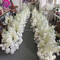 Coureur de fleurs en soie artificielle blanche ivoire pour la décoration de table de centres de table de mariage