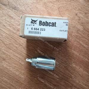 Develon Doosan Bob <span class=keywords><strong>Cat</strong></span> Prise électrique d'origine 6664223 Chargeur Prise électrique d'origine S570 S590 751 S595 753 <span class=keywords><strong>S62</strong></span> S630 S650 - Product Image 1