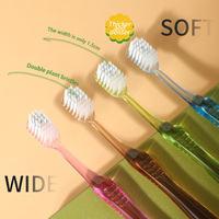 Lot de 2 brosses à dents pour couple adulte, poils doux à double couche antimicrobiens aux ions d'argent, tête large pour soins bucco-dentaires domestiques