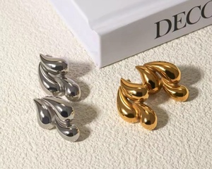 Boucles d'oreilles en acier inoxydable 18 carats plaqué or, tendance et simples, personnalisées en gros, anti-allergiques, pour femmes - Product Image 5