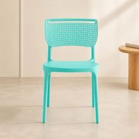 Chaise de salle à manger moderne empilable en plastique perforé ventilé pour café, restaurant, maison
