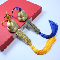 Cloches en cuivre pur avec cinq pièces d'empereurs, cintres de voiture, décorations de porte, artisanat et cloches en cuivre comme cadeaux