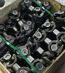 Карданный вал с универсальным шарниром, изготовленный на заказ производителем, для трансмиссий, дробилок и подъемного оборудования - Product Image 6