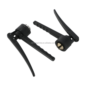 ขวดแก้วใสสีชาขนาด 2 มล. 3 มล. 5 มล. 20 มล. รูปทรงแบนจากผู้ผลิต สำหรับบรรจุน้ำหอม ฉีดยา บรรจุภัณฑ์แบบกล่อง-สำหรับโปรโมชั่น - Product Image 5