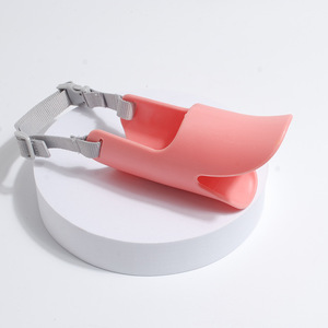 Divertida funda de bozal para perro mascota en forma de pico de pato abierta y transpirable sin hacer que la boca se sienta tapada hecha de material de silicona seguro - Product Image 3