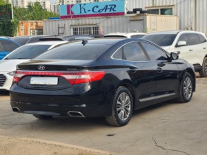 2016 BLACK Grandeur HG Auto Gasolina Sin Accidentes Sedán Gasolina Asientos Calefactables Coche de Lujo Asequible Auto Coreano - Product Image 2