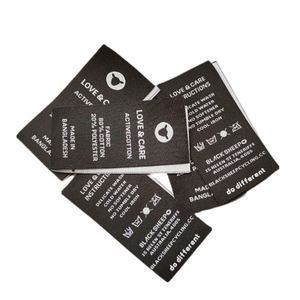 Accessoires de vêtements personnalisés pour enfants : Étiquette thermocollante en tissu tissé doux et confortable, design de chapeau perlé pour col plié - Product Image 3