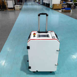Nettoyeur laser à impulsions 100W 200W 300W en forme de valise pour l'élimination de la rouille sur l'acier, le fer et autres métaux industriels - Product Image 4
