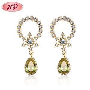 2020 nuovi Gioielli Alla Moda Oro In Lega di Zinco Rotondi del <span class=keywords><strong>Cerchio</strong></span> Della Vite Prigioniera <span class=keywords><strong>Orecchini</strong></span> di <span class=keywords><strong>Diamanti</strong></span> <span class=keywords><strong>Cerchio</strong></span> Della Vite Prigioniera <span class=keywords><strong>Orecchini</strong></span> Con Colori di Goccia - Product Image 5